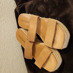 Treasure & Bond Women's Suede Wedges